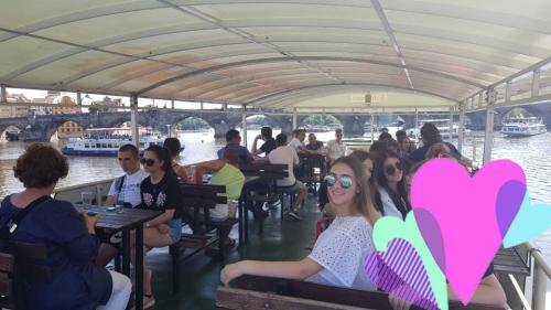 34706089 764227847104374 9003494540505513984 n